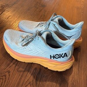 GUC Hoka Clifton 8 in size 9B